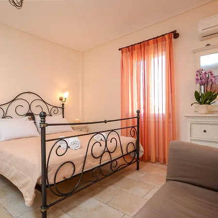 Aparthotel Perla 2*