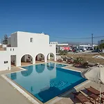Aparthotel Perla 2*