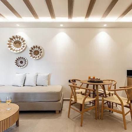 Perla Lägenhetshotell Agios Prokopios (Naxos)