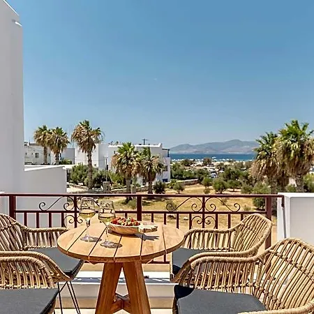 Perla Aparthotel 2*