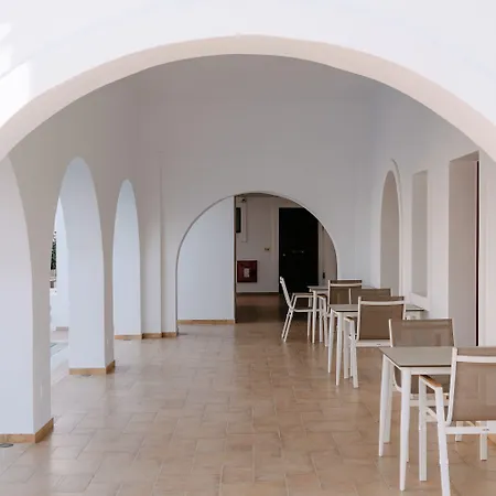 Aparthotel Perla 2*