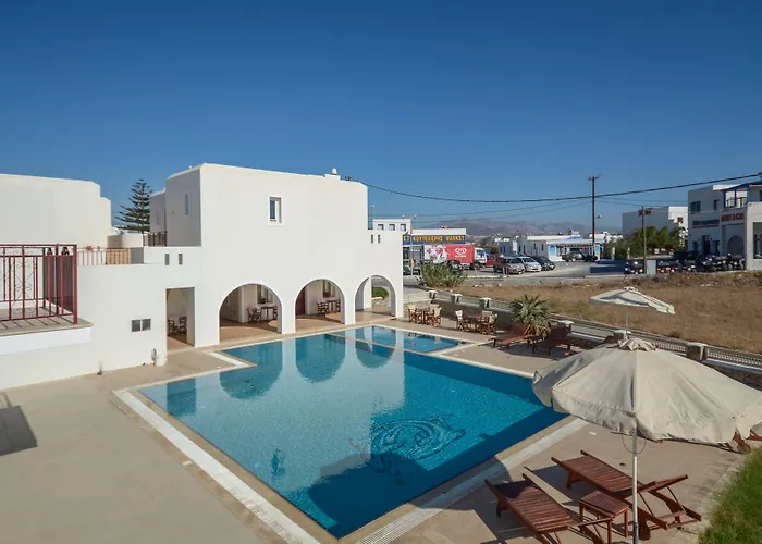 מלון דירות Perla 2*